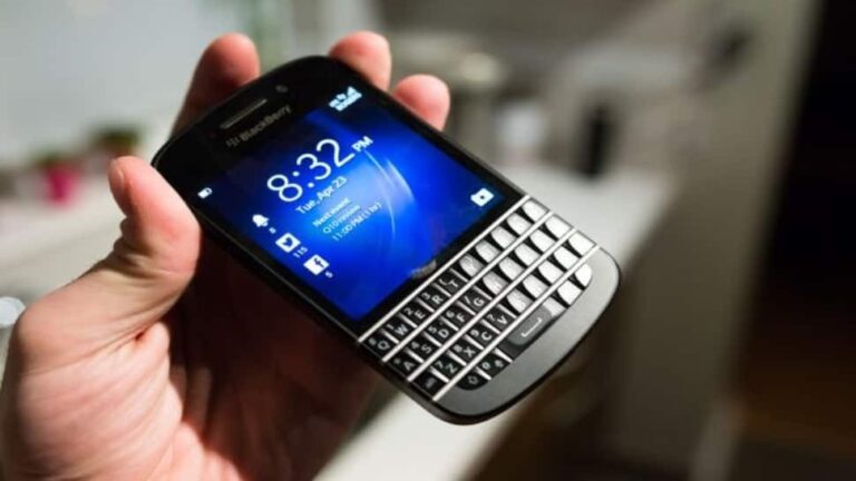 The ascension and decline of the BlackBerry